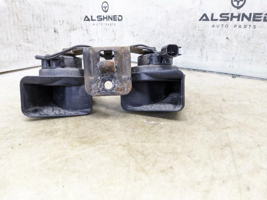 2011-2016 Ford F250SD High Low Dual Note Horn with Bracket  BC3Z-13832-A OEM - Alshned Auto Parts