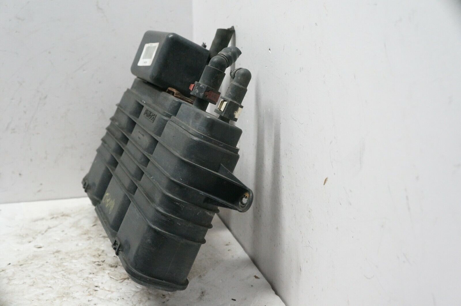 2008 Lincoln MKZ 3.5L Fuel Vapor Evaporator Emission EVAP Can 8E53-9E857-BA OEM - Alshned Auto Parts