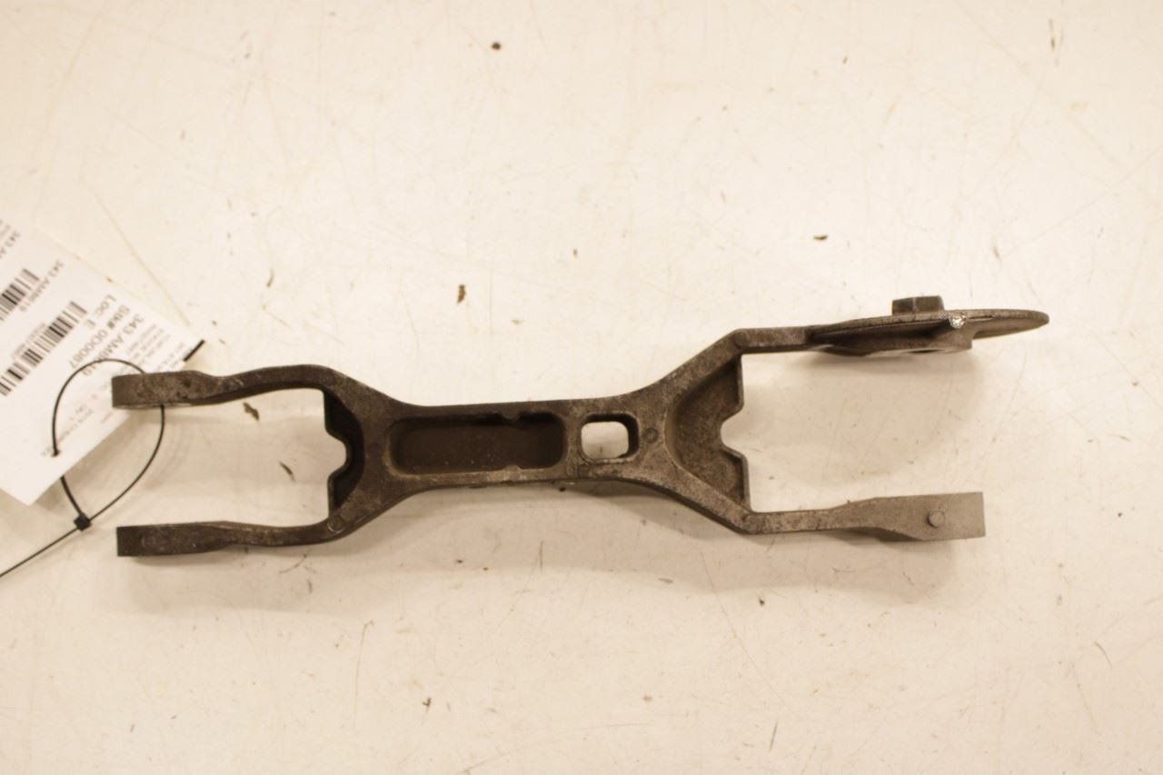 2019-2023 Jeep Cherokee Latitude 4x4 Engine Support Mount Bracket 68343375AB OEM - Alshned Auto Parts