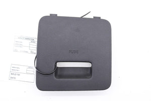 2019-2020 Hyundai Santa Fe SEL Dash Fuse Box Lid Cover Trim Panel 84753-S2000
