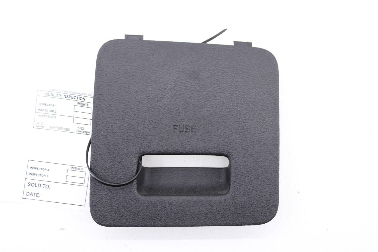 2019-2020 Hyundai Santa Fe SEL Dash Fuse Box Lid Cover Trim Panel 84753-S2000 - Alshned Auto Parts