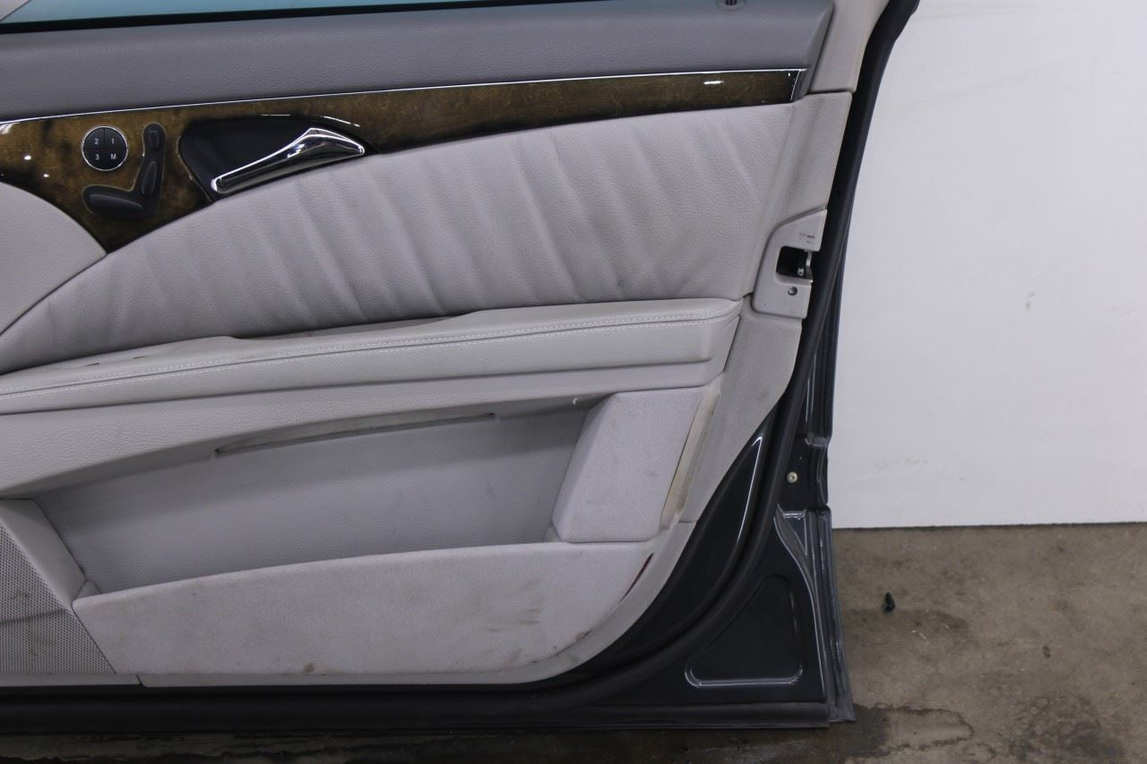 2003-2006 Mercedes-Benz E500 Front Right Side Door Complete 211720140528 OEM14