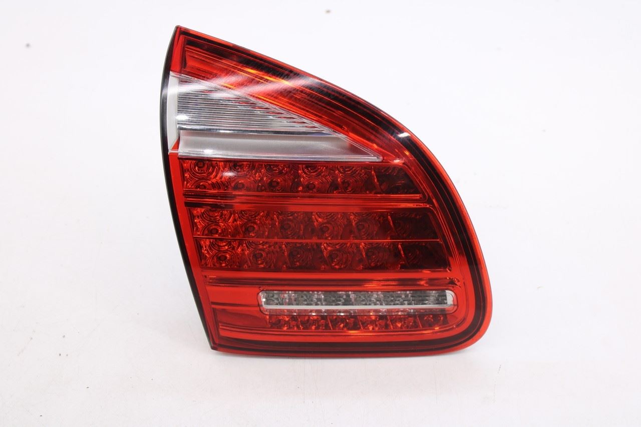 2011-2014 Porsche Cayenne S Rear Left Driver Side Tail Light Lamp 7P5-945-0930