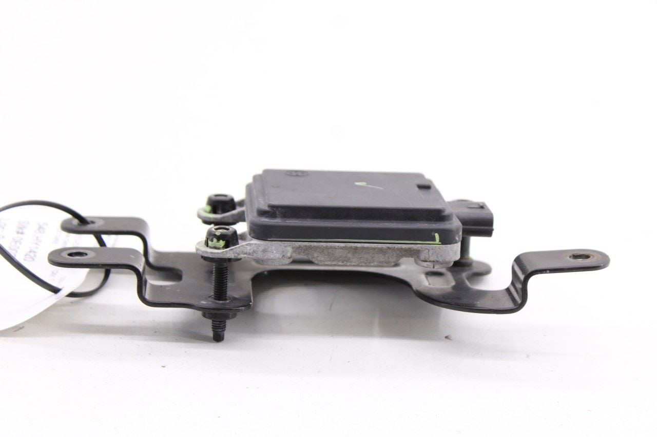 2019-2020 Hyundai Santa Fe SEL Front Cruise Control Radar Distance Sensor Module - Alshned Auto Parts