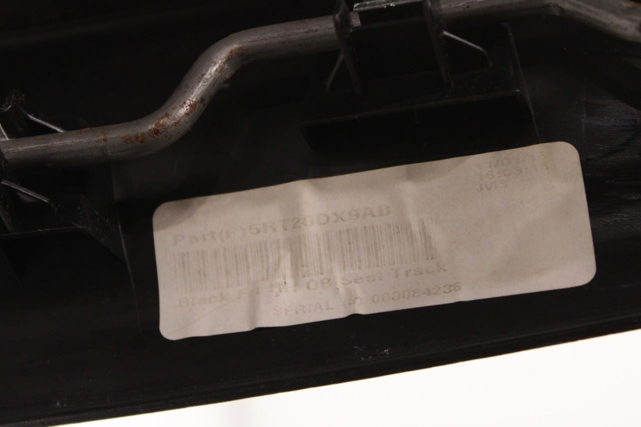 17-18 Chrysler Pacifica Limited Front RH Side Seat Lower Track Frame w/ Cushion - Alshned Auto Parts