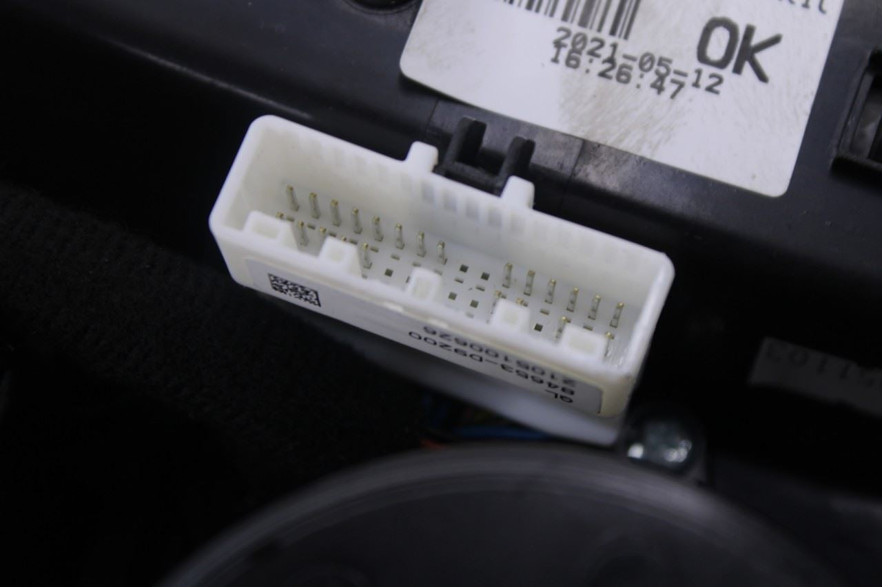 2016-22 Kia Sportage Nightfall Center Console Upper Cover Top Panel 84650D9900WK13