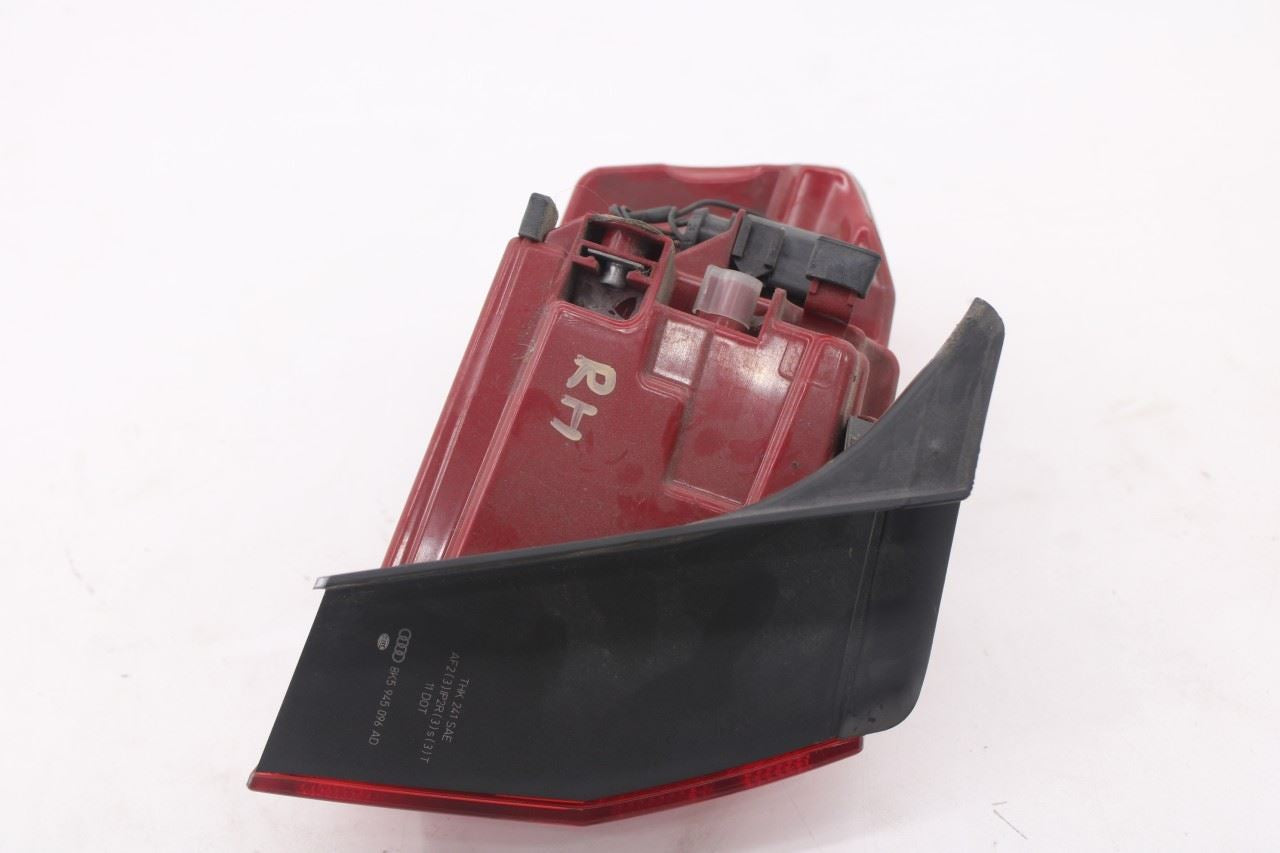 2013-2016 Audi S4 Premium Plus Rear Right Side Tail Light Lamp 8K5-945-096-AD7