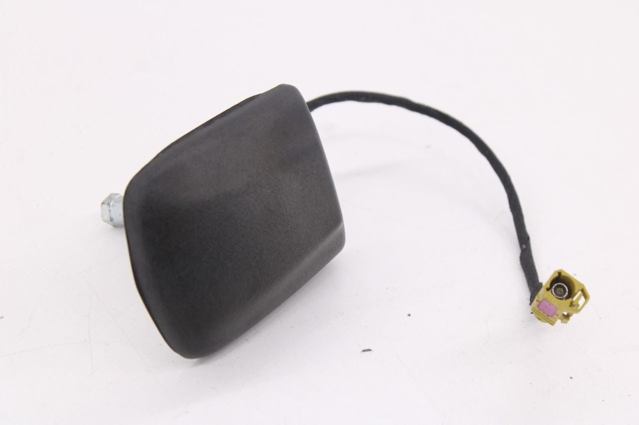 2016-20 Dodge Grand Caravan GT Roof Exterior Shark Fin Radio Antenna 68292509AA2