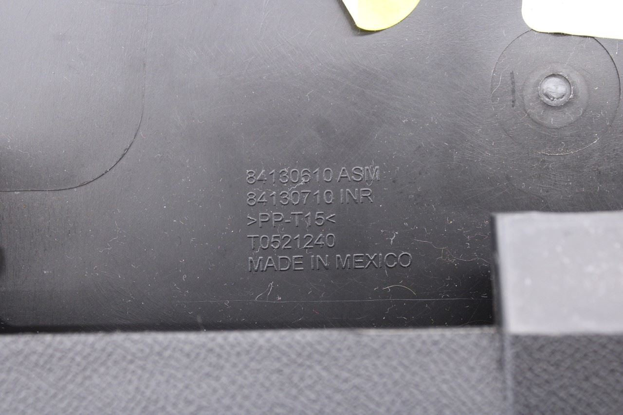 2018-2024 Chevrolet Equinox LT Glove Box Door Storage Compartment Lid 8413061010