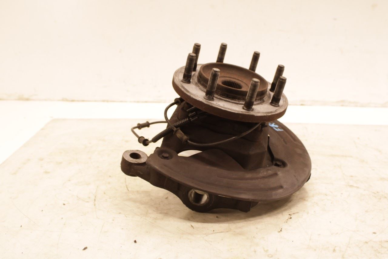 2014-2018 RAM 2500 Tradesman Front Right Side Spindle Knuckle Hub 68217027AA OEM - Alshned Auto Parts