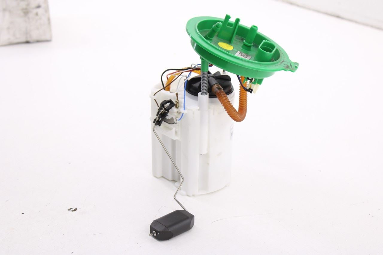 2022-2024 Volkswagen Jetta SE 1.5L In Tank Fuel Pump Assembly 5QM-919-051-H OEM3