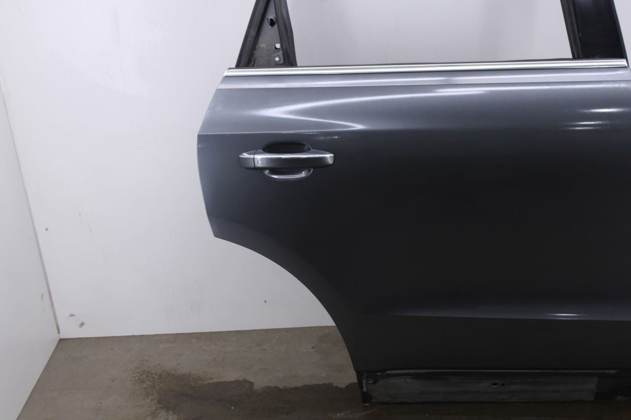 09-17 Audi Q5 Premium Rear Right Passenger Side Door Shell Panel 8R0833052B OEM5