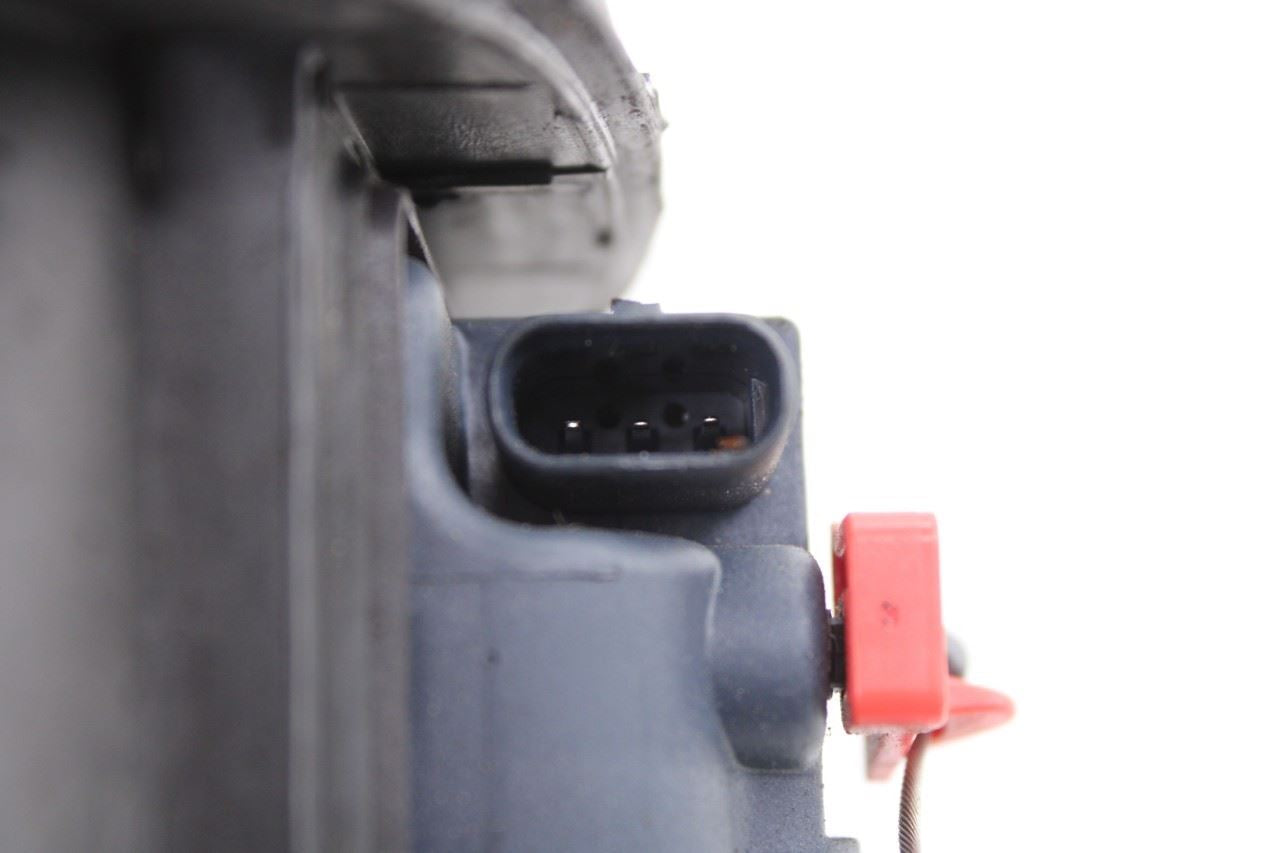 2014-2020 Dodge Durango SXT Fuel Tank Filler Housing Door Lid Cover 5MG24TZZAA - Alshned Auto Parts