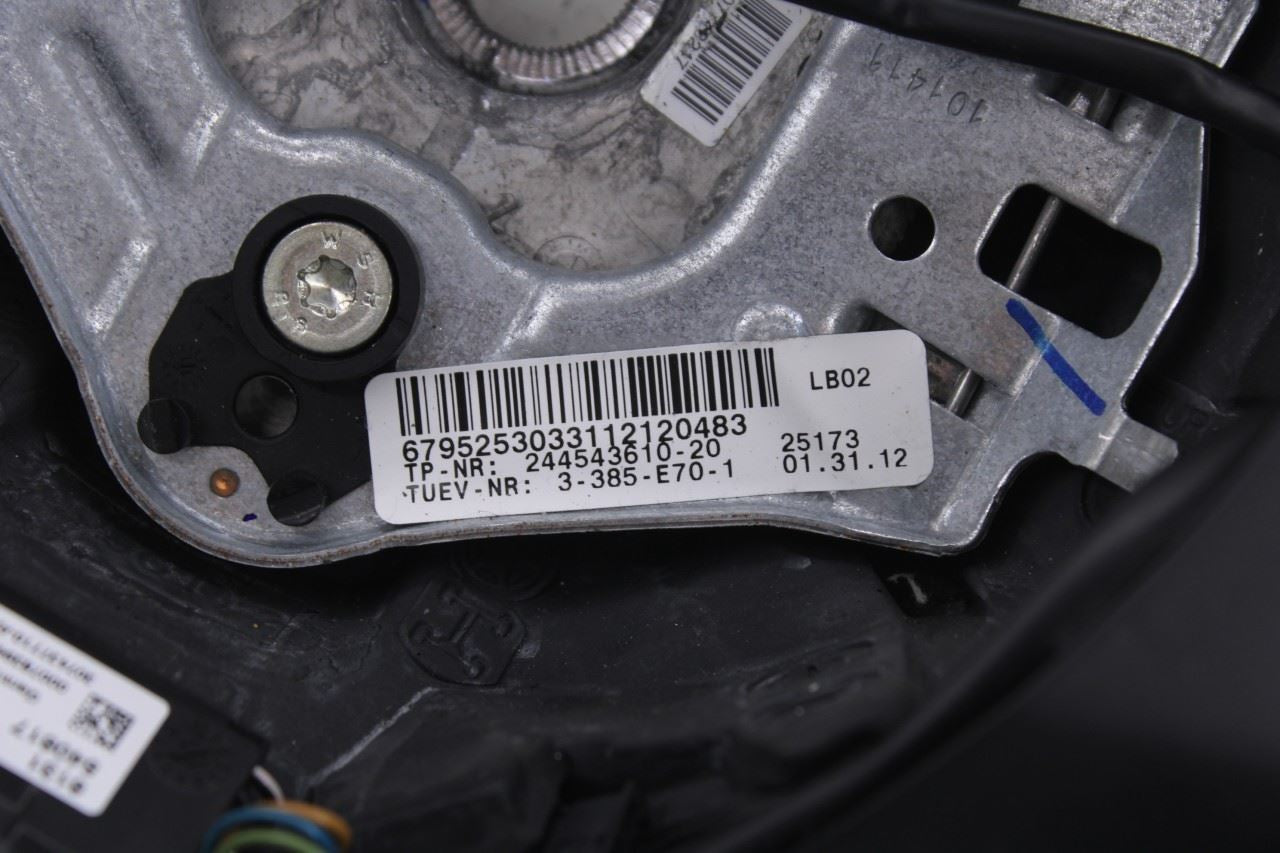 2007-2013 BMW X5 xDrive35i 3.0L AWD Steering Wheel Leather w/ Control Buttons12