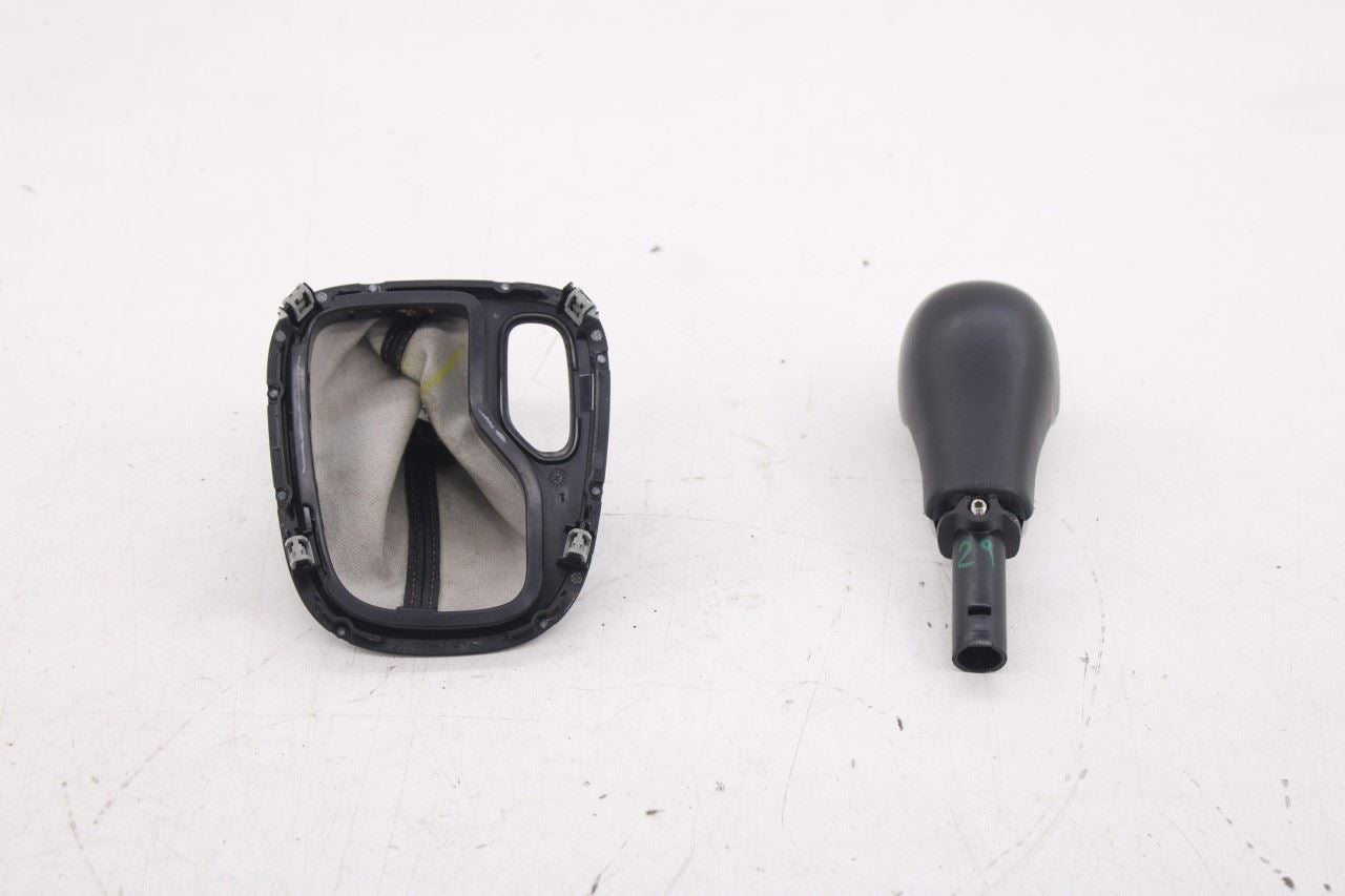 18-21 Jeep Compass Limited 4WD Auto Transmission Gear Shifter Lever Knob w/ Boot - Alshned Auto Parts