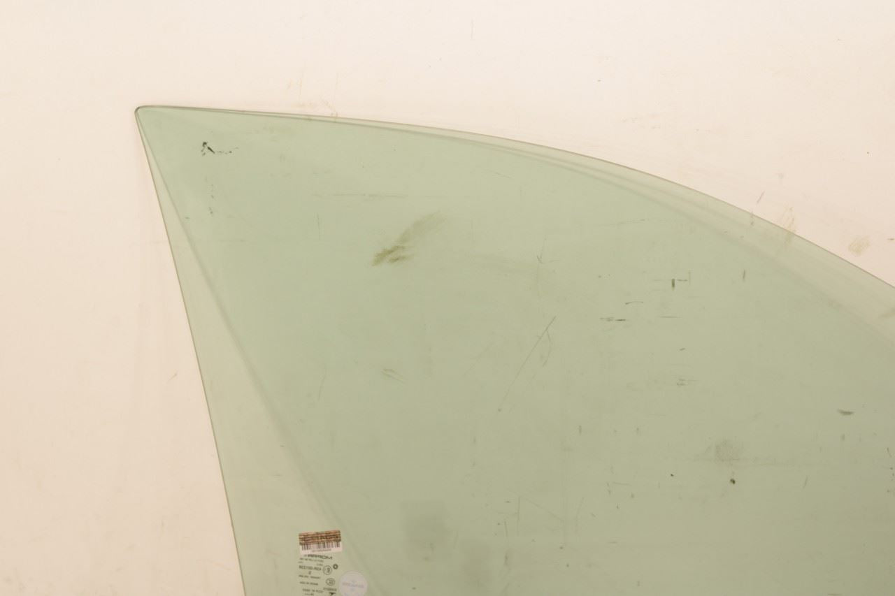 2014-2023 Jeep Cherokee Latitude Front Left Door Window Glass 68104585AD OEM - Alshned Auto Parts