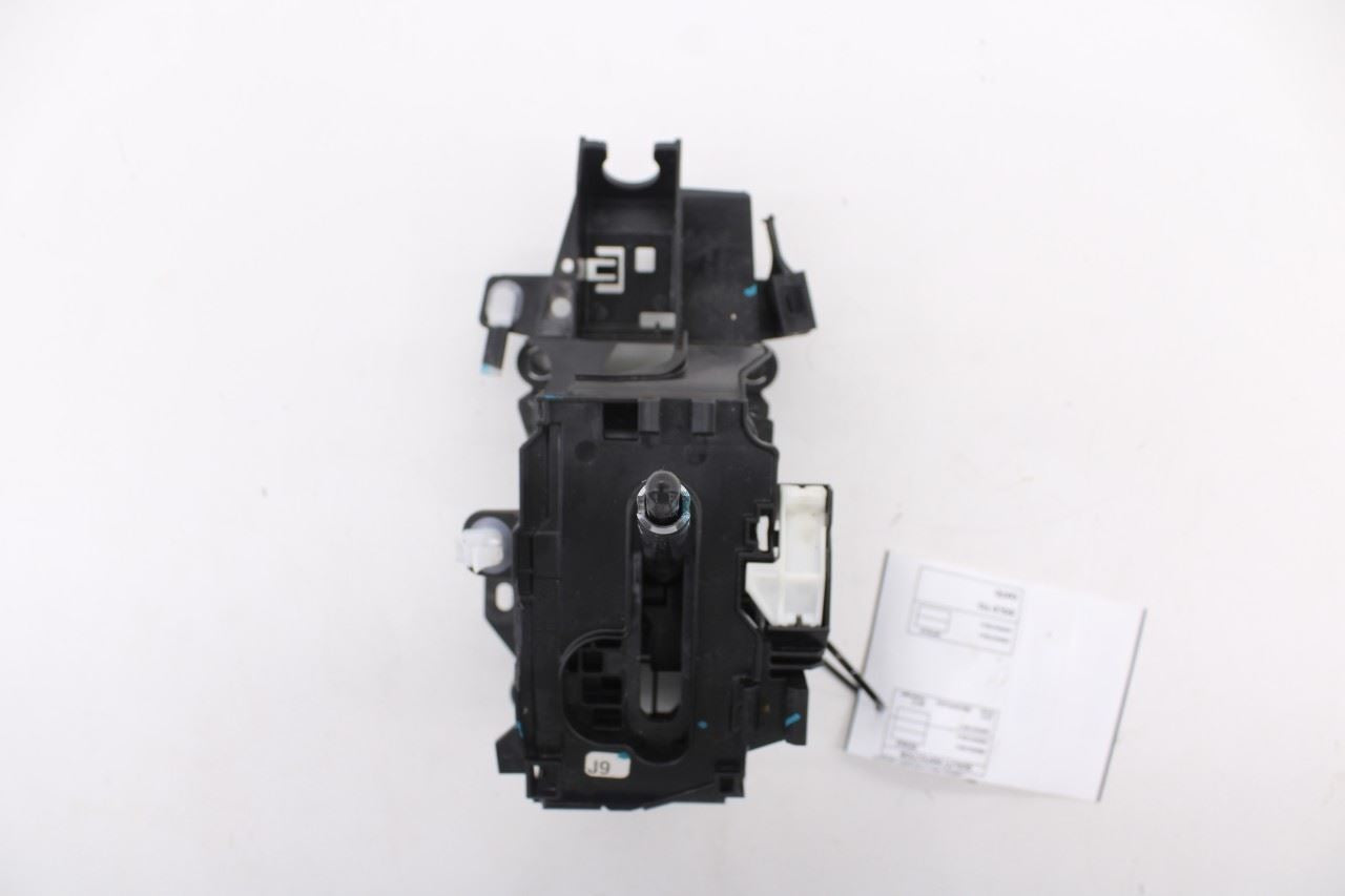2020-24 Toyota Corolla LE Automatic Transmission Gear Shifter Lever 33560-024302