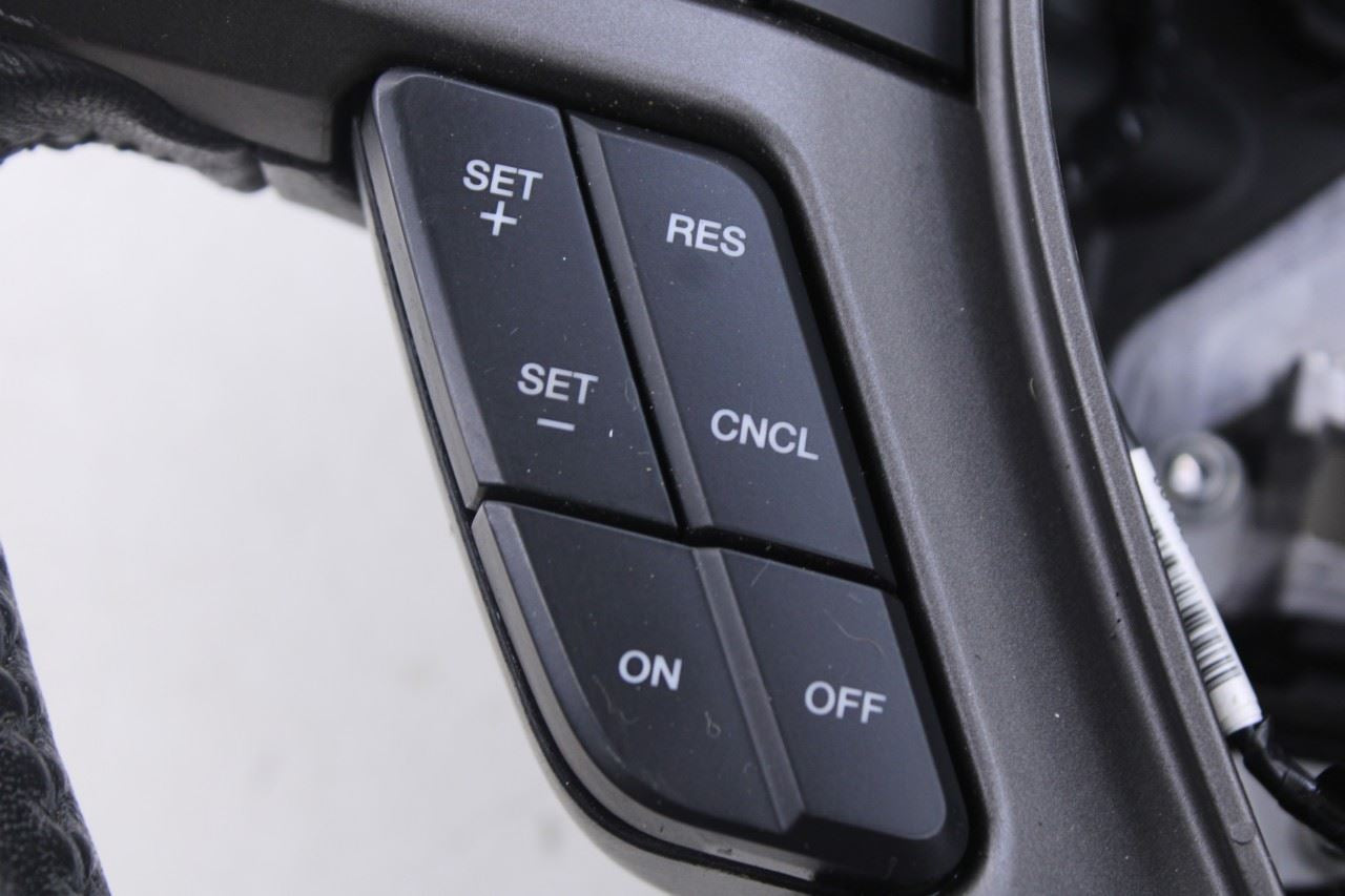 18-21 Ford Expedition Max XLT 3.5L 4WD Steering Wheel Leather w/ Control Buttons - Alshned Auto Parts