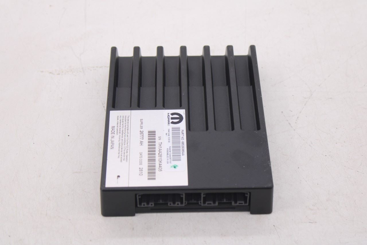 18-22 Jeep Grand Cherokee Laredo X 4x4 Sound System Amplifier Amp 68526085AA OEM - Alshned Auto Parts