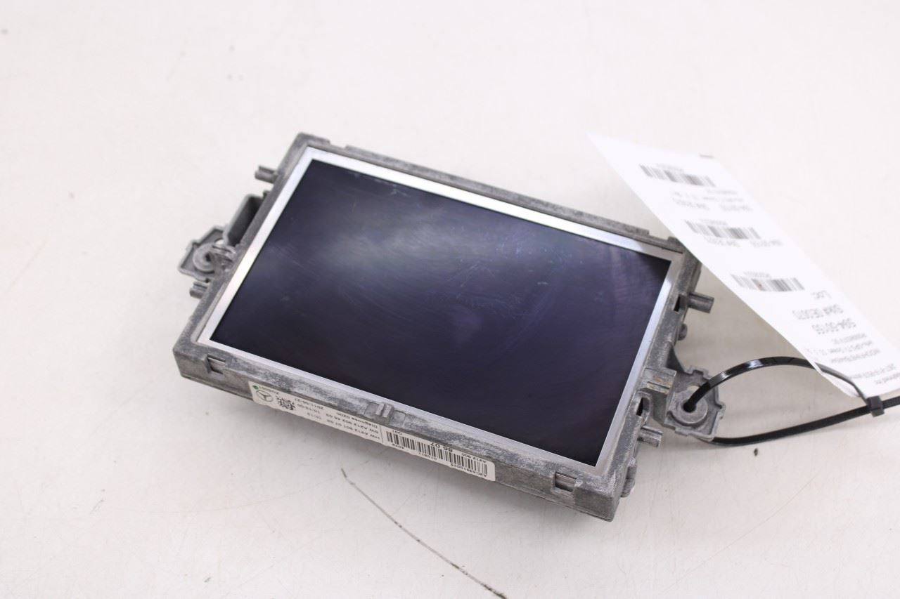 2010-2011 Mercedes-Benz E 350 Luxury 4Matic Dash Information Display A21290086075