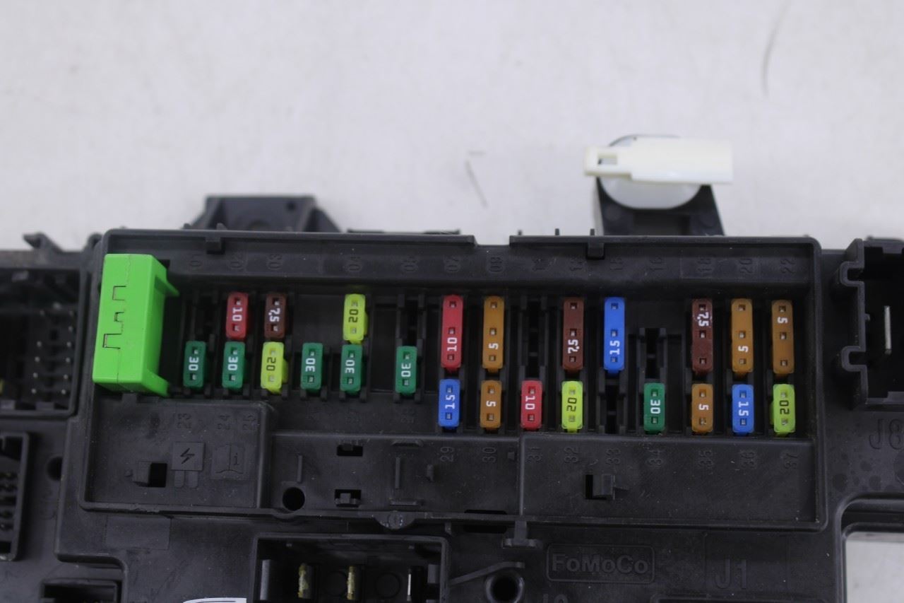2020-2021 Ford Expedition Max XLT Fuse Box Body Computer Control Module BCM BCU20