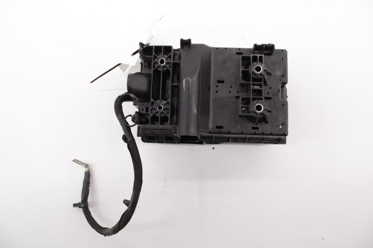 17-20 Chrysler Pacifica 3.6L FWD Intelligent Power Distribution Center Fuse Box - Alshned Auto Parts