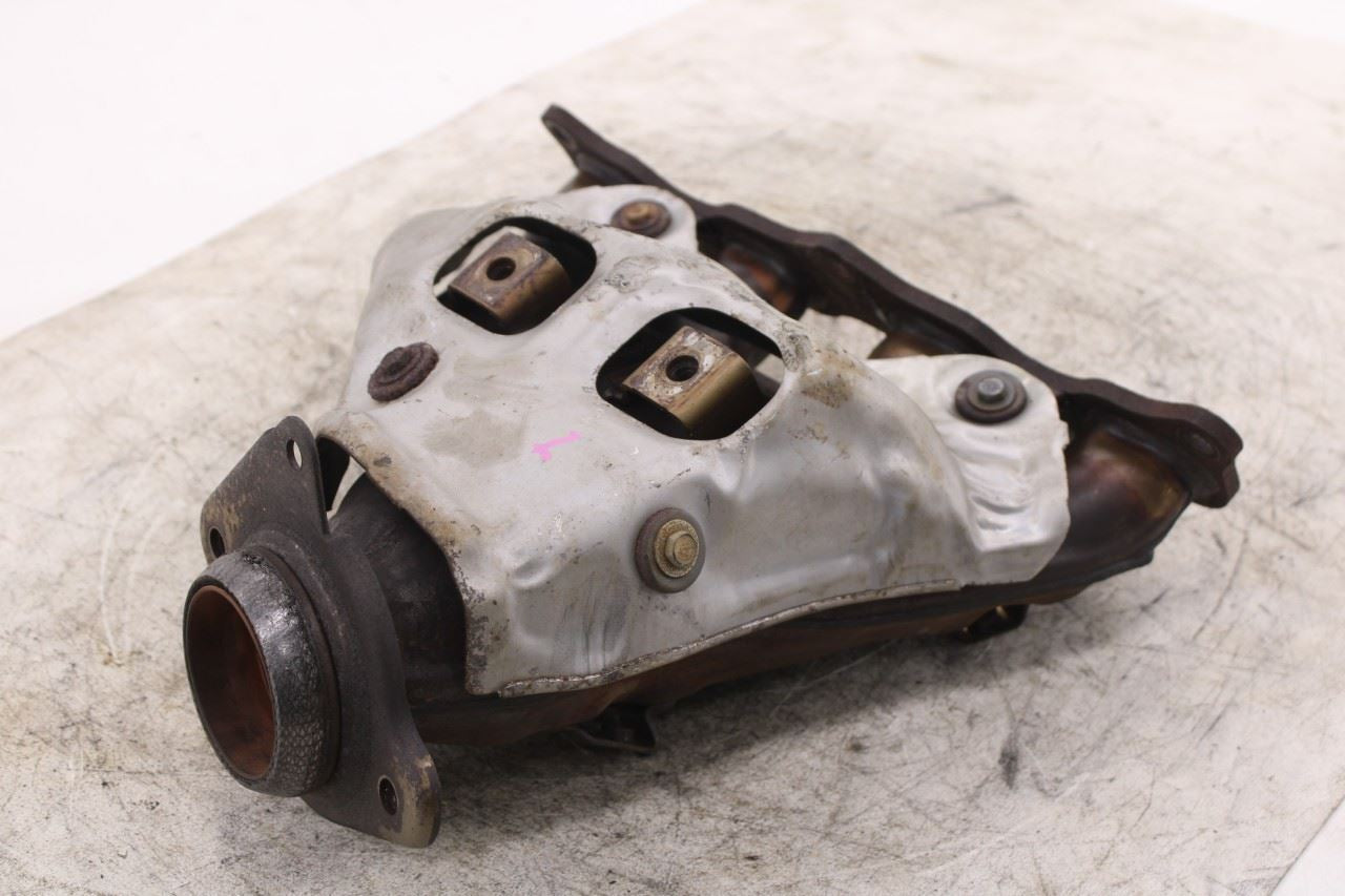 2017-2025 Mitsubishi Outlander Sport SE 2.0L Exhaust System Manifold 1555A9516