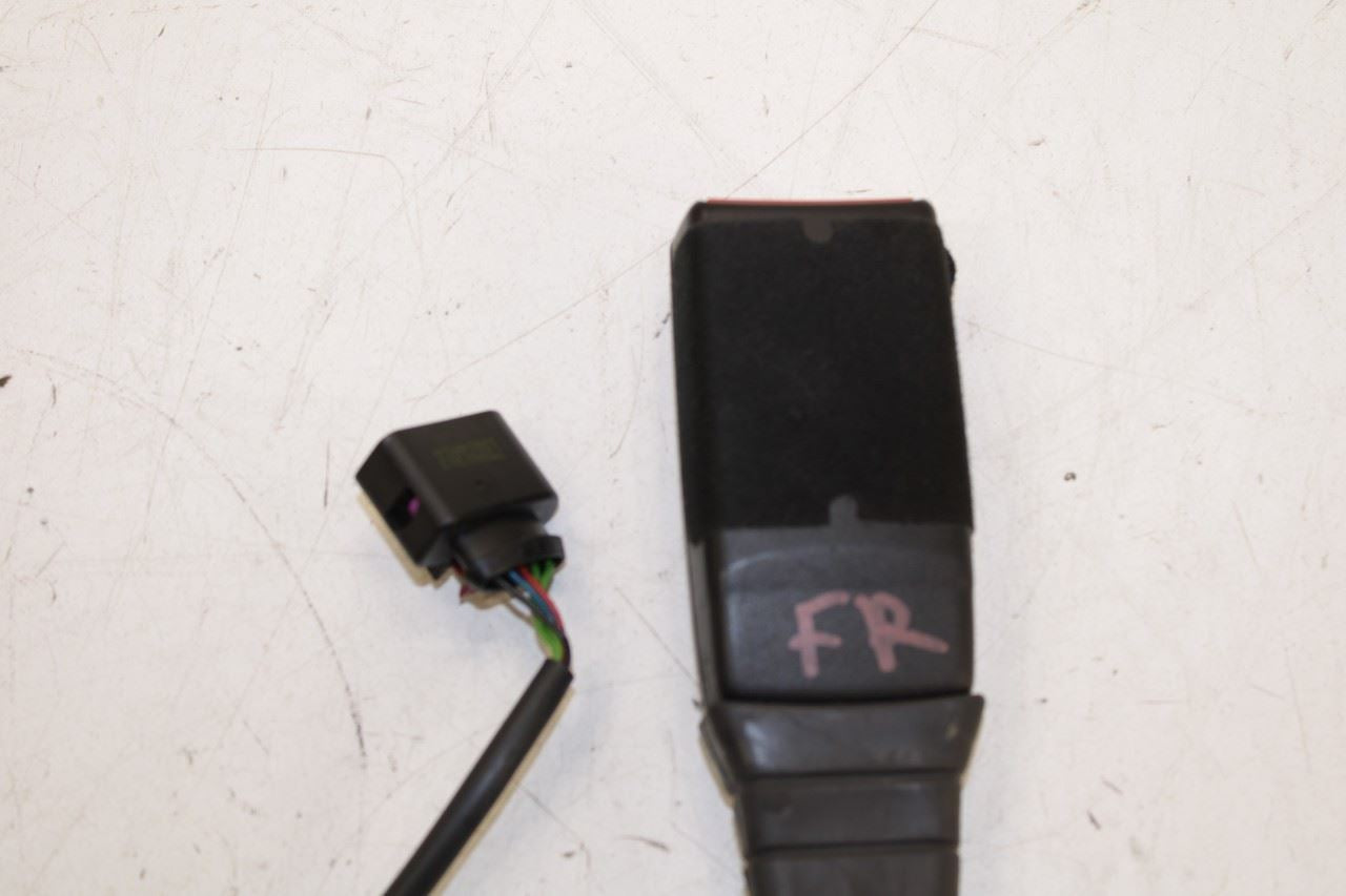 11-18 Porsche Cayenne Platinum 3.6L Front Passenger Right Side Seat Belt Buckle - Alshned Auto Parts