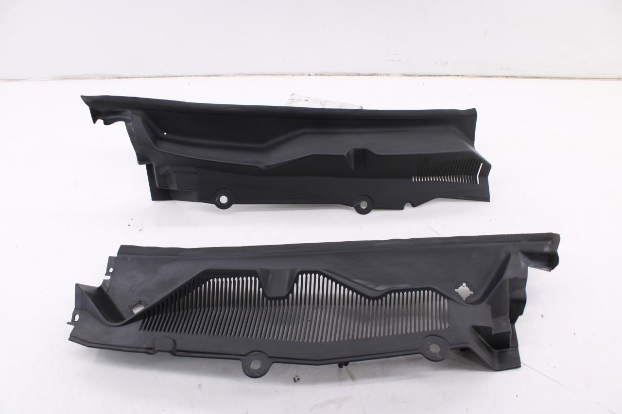 2010-2014 Ford Mustang Conv V6 Front Windshield Cowl Vent Panel AR3Z-63018A16-AA0