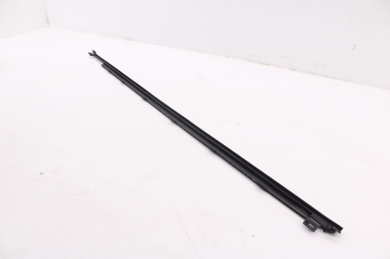 2015-2023 Ford Mustang GT Front Left Side Door Outer and Inner Belt Weatherstrip20