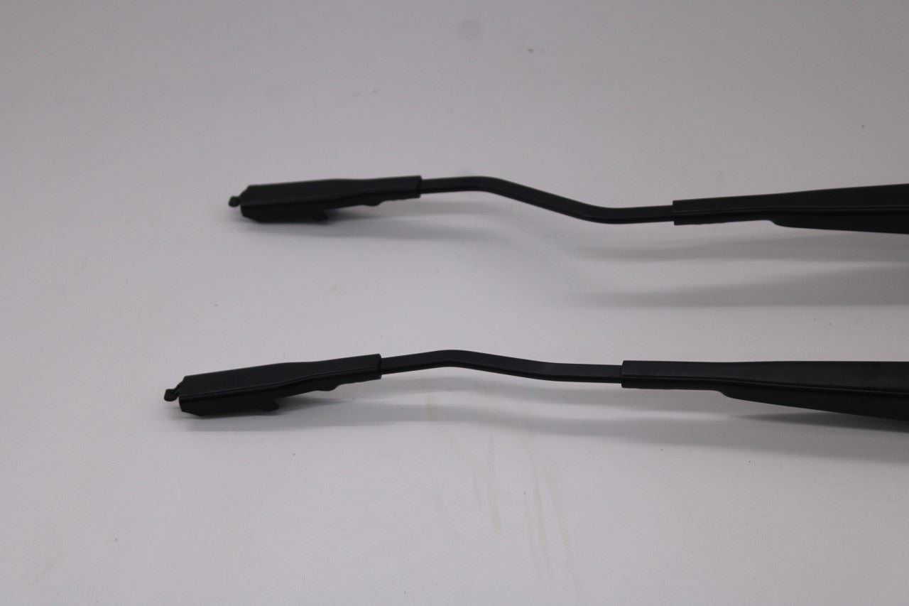 2015-2026 Ford Mustang GT Front Left and Right Side Windshield Wiper Arm OEM1