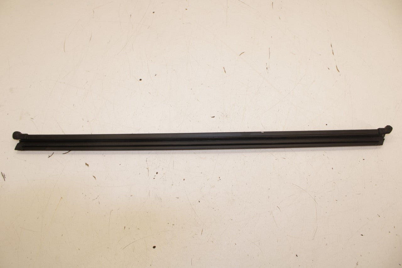 2018 Volkswagen Atlas S FR RH Door Run Channel w/ Belt Molding and Weatherstrip - Alshned Auto Parts