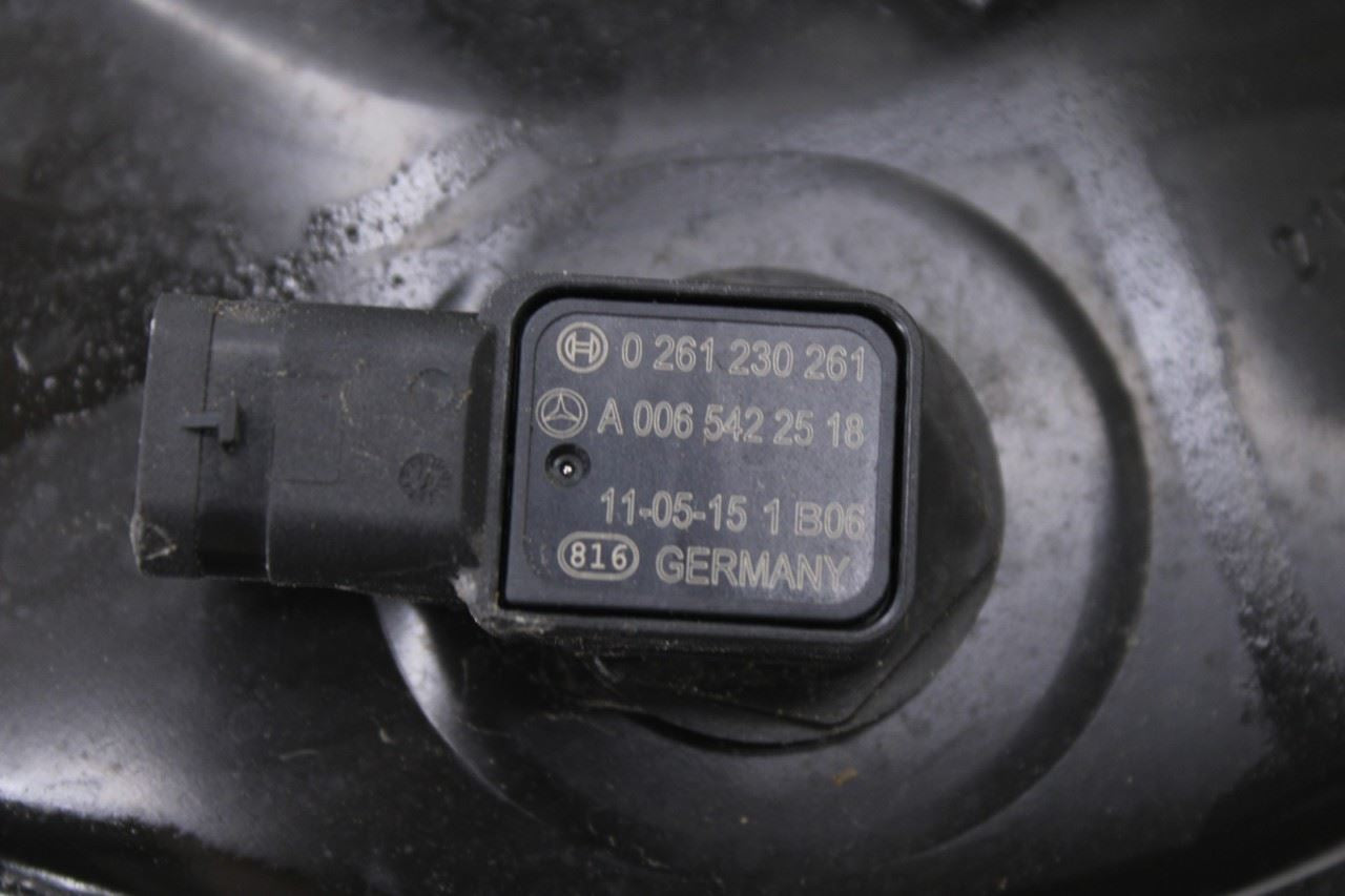 2010-2013 Mercedes-Benz E350 4Matic 3.5L Power Brake Booster and Master Cylinder7
