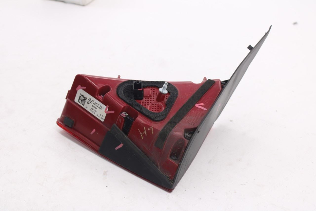 2012-2015 Audi A7 Premium Rear Left Driver Side Tail Light Lamp 4G8-945-093-A6