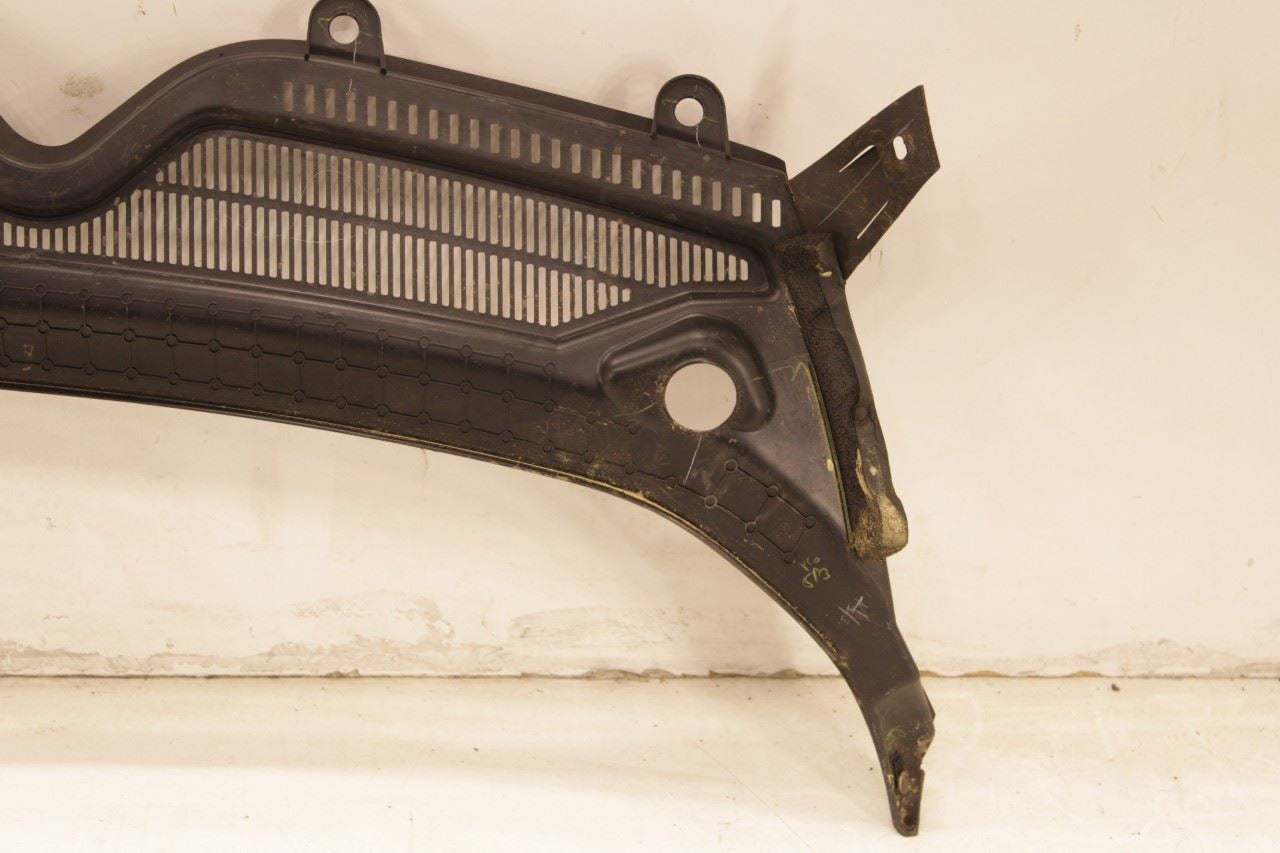 2018-2022 Ford Ecosport SE Front Windshield Cowl Vent Grille Cover Panel *ReaD* - Alshned Auto Parts
