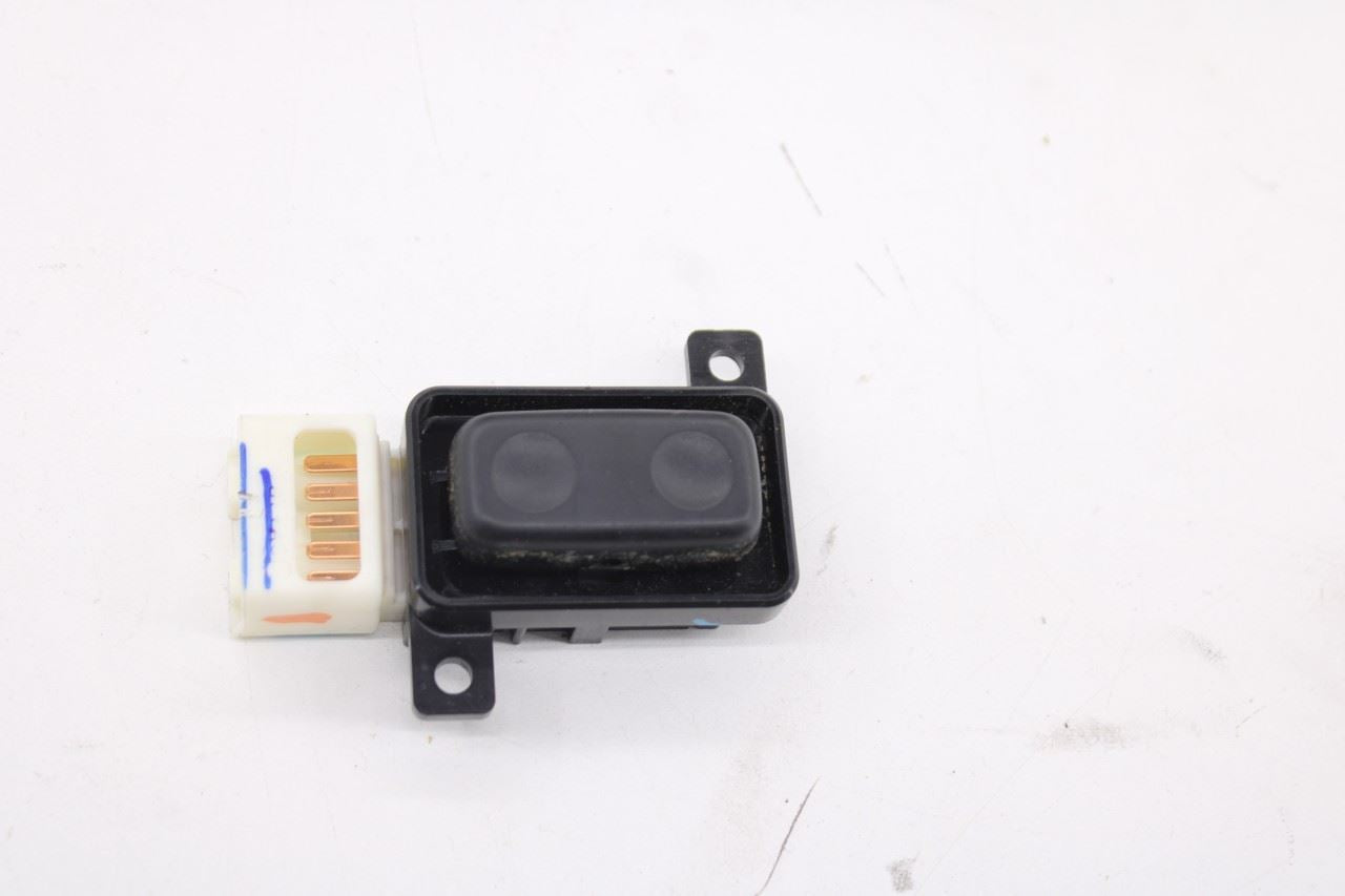 2019-2023 Toyota Tacoma SR5 Front Left Power Seat Adjustment Switch 84922-AE0102
