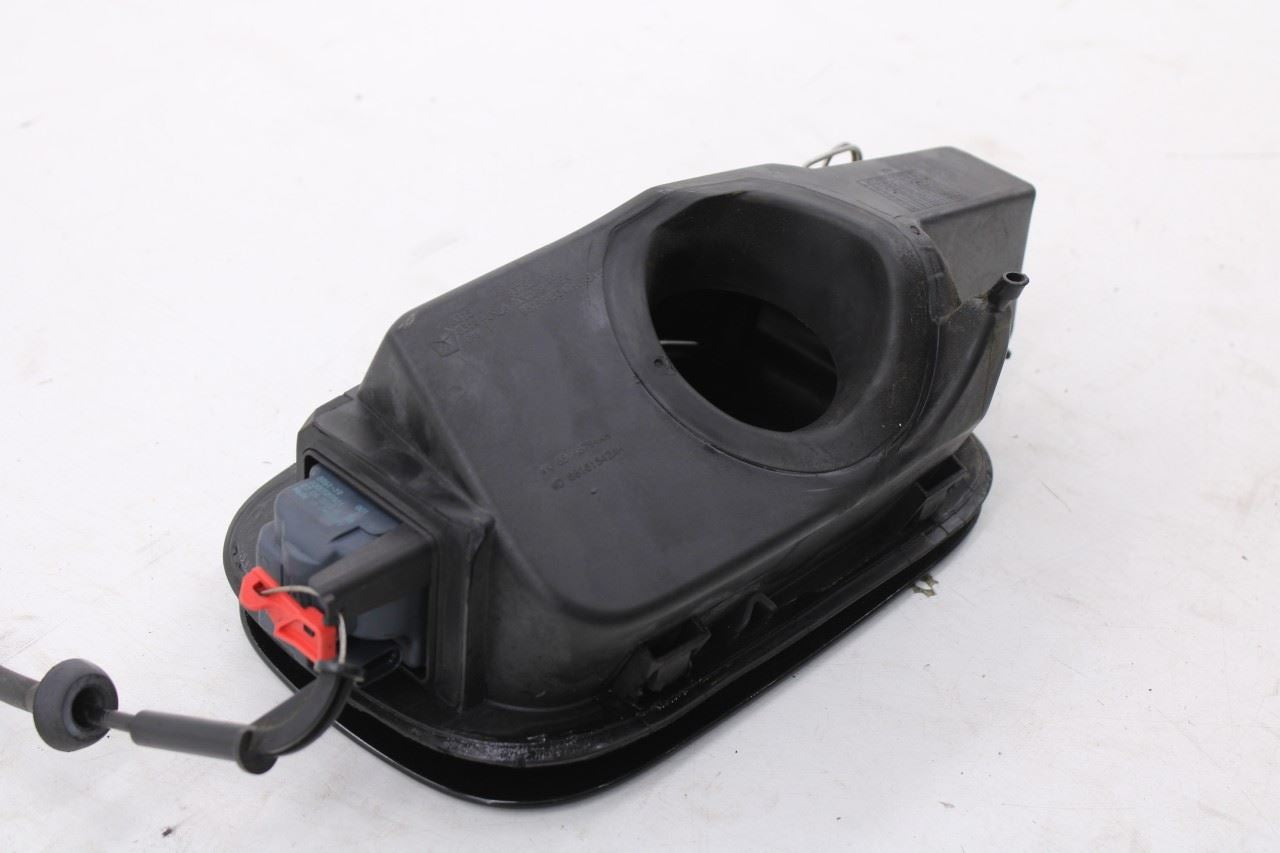 2014-2020 Dodge Durango SXT Fuel Tank Filler Housing Door Lid Cover 5MG24TZZAA - Alshned Auto Parts