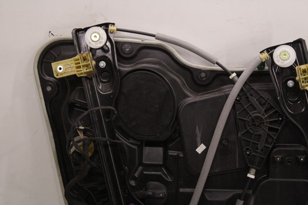 14-23 Jeep Cherokee Latitude FR Right Door Window Regulator w/ Carrier and Motor - Alshned Auto Parts