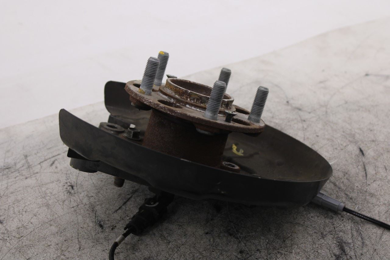 2021-2026 Hyundai Elantra SE 2.0L FWD Rear Driver Left Side Spindle Knuckle Hub7