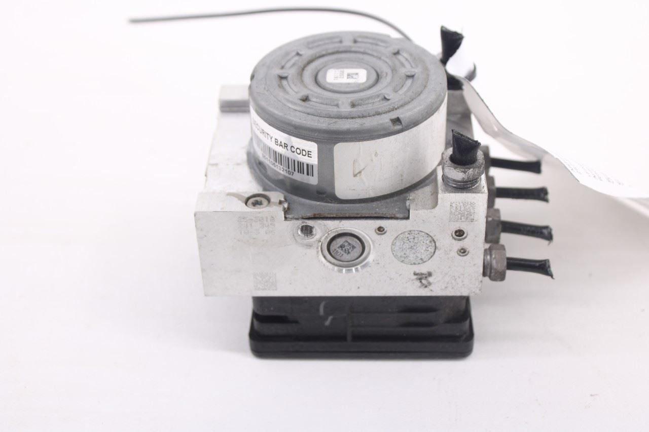 18-23 Ford Mustang GT 5L ABS Anti Lock Brake Pump Control Module LR3C-2C219-CA3