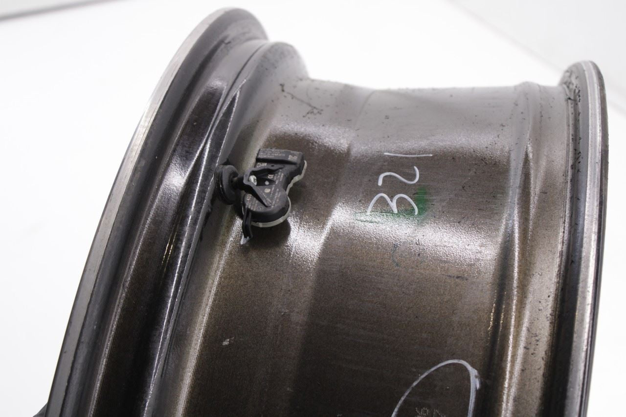 17-18 Jeep Grand Cherokee Aluminum Wheel R20x8J 5 V Spoke 5XL06TRMAA OEM *ReaD* - Alshned Auto Parts