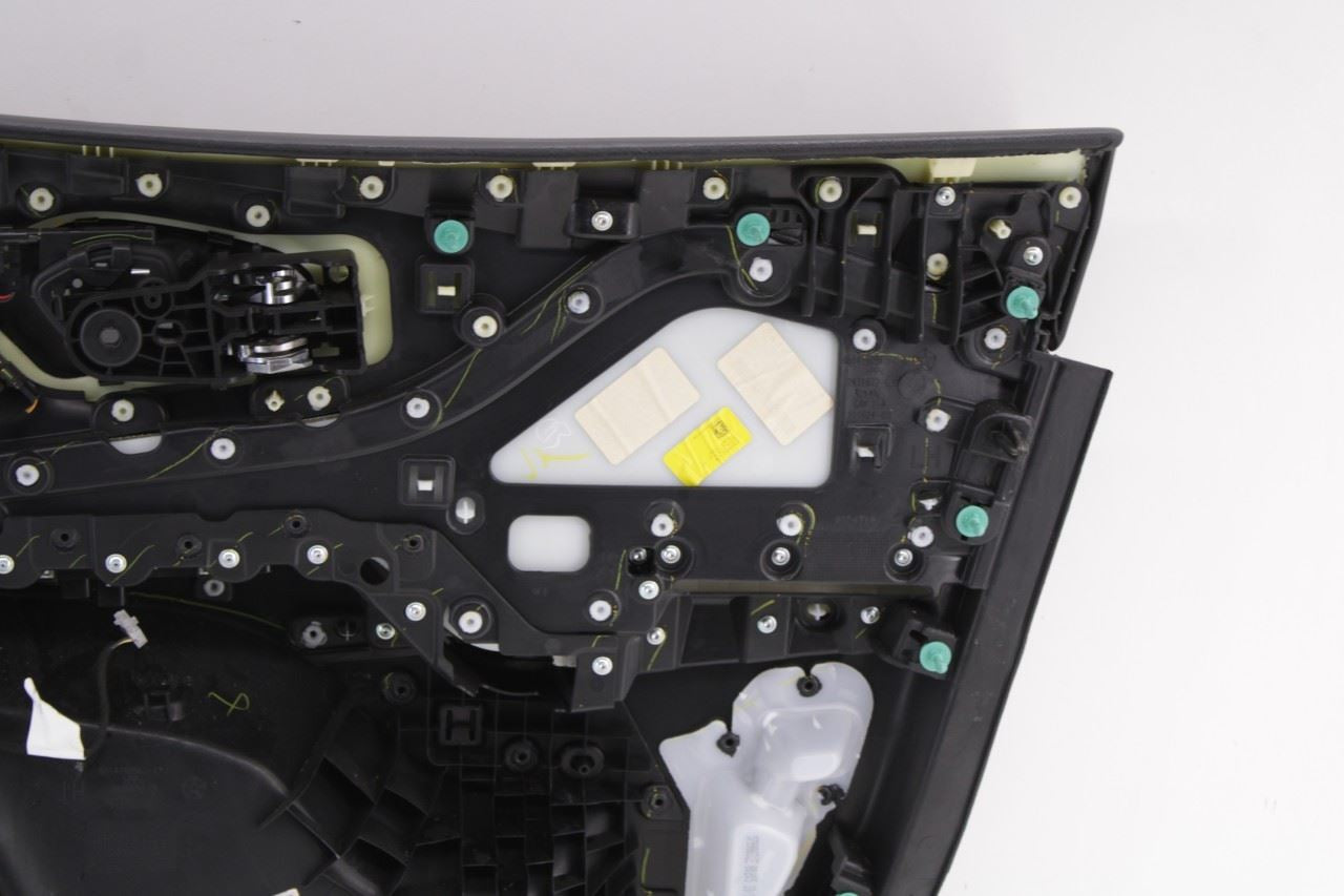 2017-18 Jeep Cherokee Limited Front Left Side Door Trim Panel 6MD282X9AA *ReaD* - Alshned Auto Parts