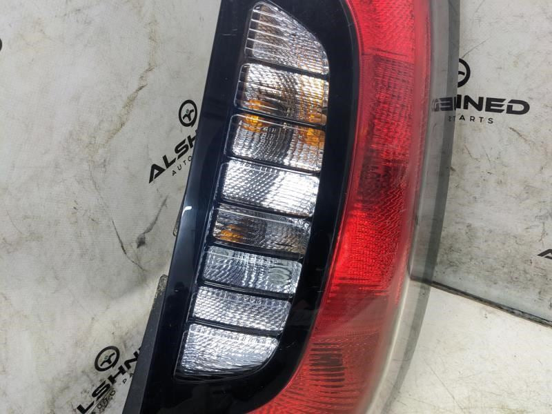 2014-2019 Kia Soul Right Passenger Taillight Lamp Incandescent 92402-B2010 OEM - Alshned Auto Parts