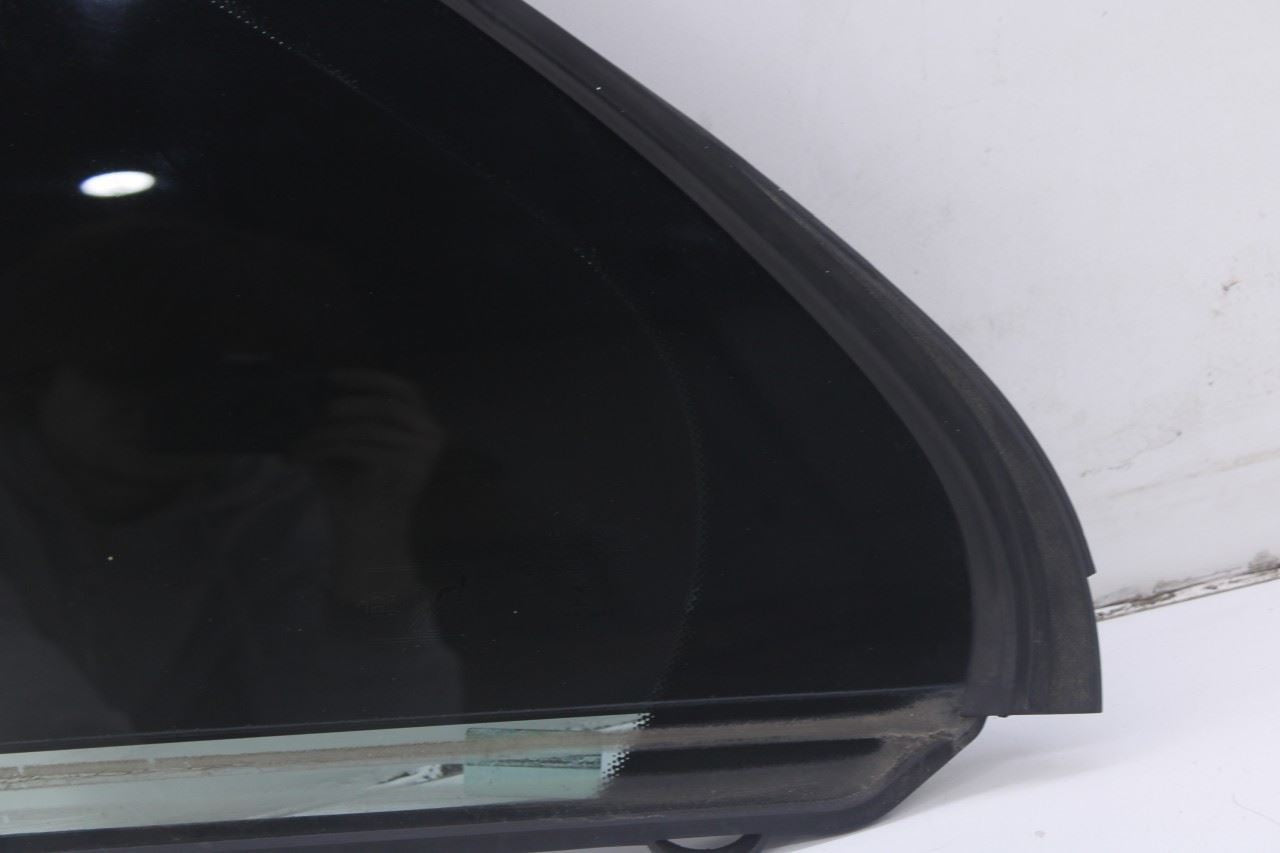 2015-2021 Mercedes-Benz C300 Rear Left Door Window Vent Glass 2057306100 *ReaD* - Alshned Auto Parts