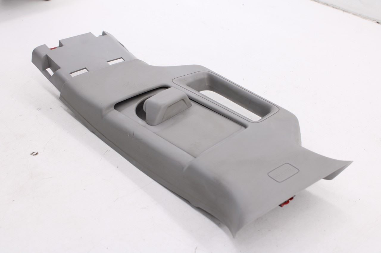 14-19 Chevrolet Silverado 1500 2WT RH and LH Center Upper B-Pillar Trim 232344354