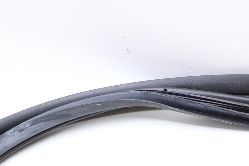 2014-2019 Kia Soul Front Right Door Weatherstrip On Body 82120-B2000 OEM - Alshned Auto Parts