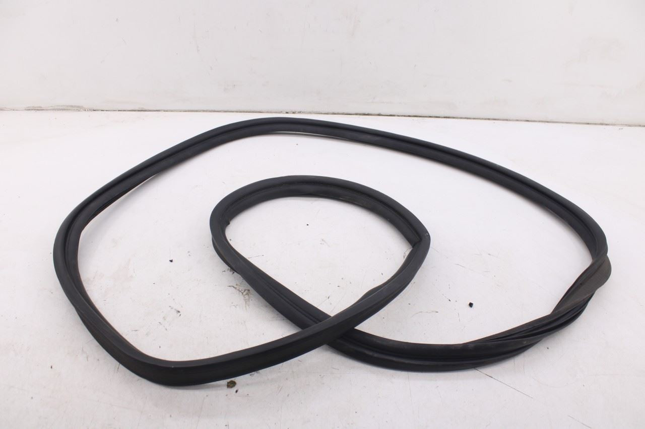 2011-2021 Jeep Grand Cherokee Laredo X 4x4 Liftgate Back Door Weatherstrip Seal9