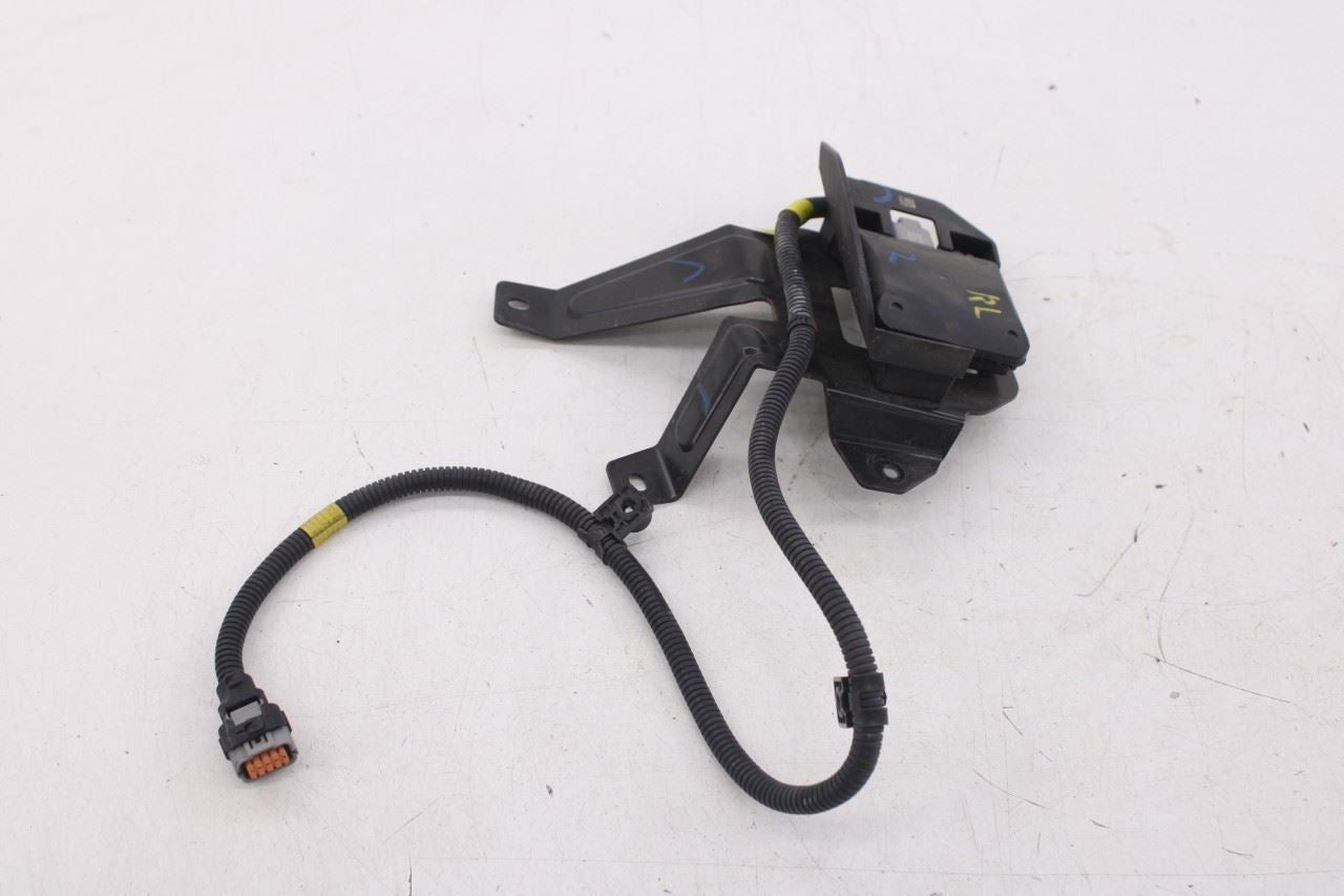2020-2022 Hyundai Palisade Limited AWD Rear Left Blind Spot Sensor 99140-S8030 - Alshned Auto Parts