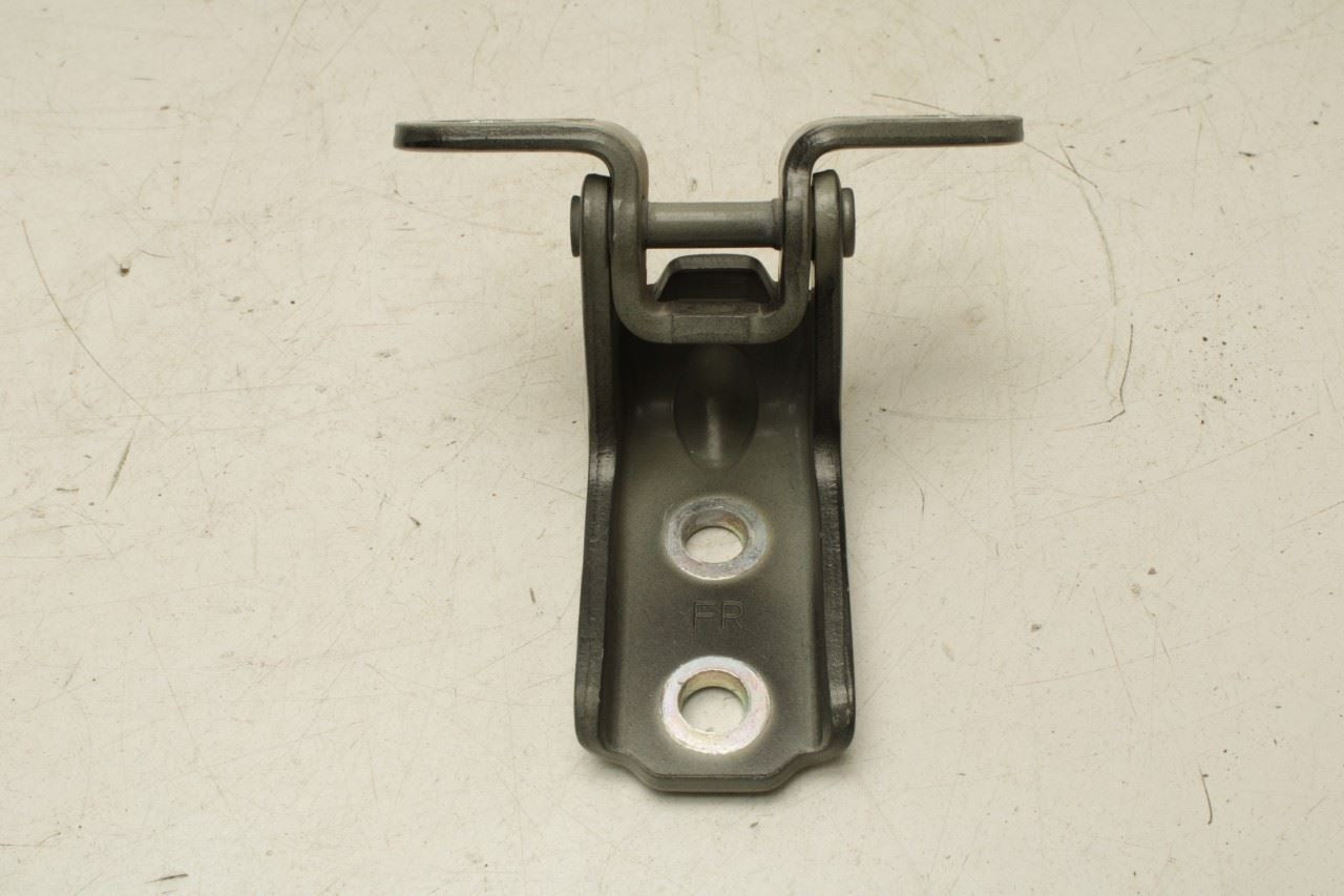 2023-25 Kia Sportage Hybrid EX Front Right Side Door Hinge Upper and Lower Pair - Alshned Auto Parts