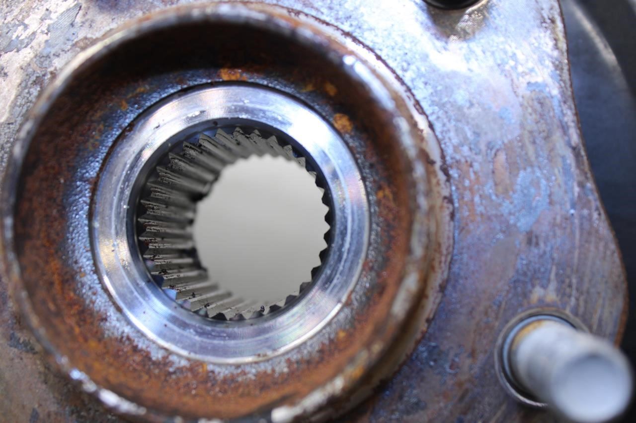 2013-2020 Nissan Pathfinder SV Front Right Side Spindle Knuckle Hub 40014-3JA1B - Alshned Auto Parts